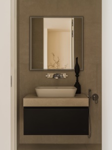 Фото интерьера санузла квартиры в стиле минимализм 