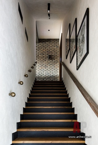 Фото лестницы дома в стиле фьюжн