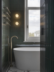 Фото интерьера ванной квартиры в стиле неоклассика