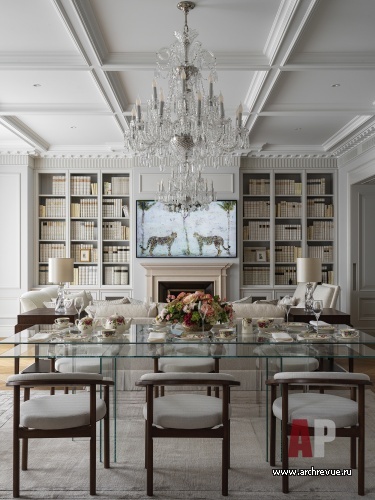 Фото интерьера гостиной квартиры в стиле неоклассика