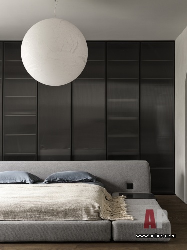 Фото интерьера спальни деревянного дома в скандинавском стиле