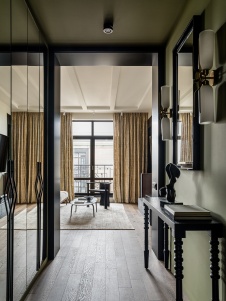 Фото интерьера входной зоны квартиры в стиле фьюжн