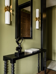 Фото интерьера входной зоны квартиры в стиле фьюжн