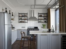 Фото интерьера кухни квартиры в стиле неоклассика