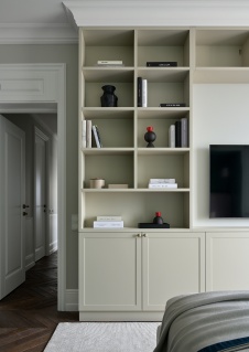 Фото интерьера спальни квартиры в стиле неоклассика