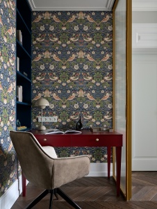 Фото интерьера кабинета квартиры в стиле неоклассика