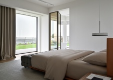 Фото интерьера спальни квартиры в стиле минимализм