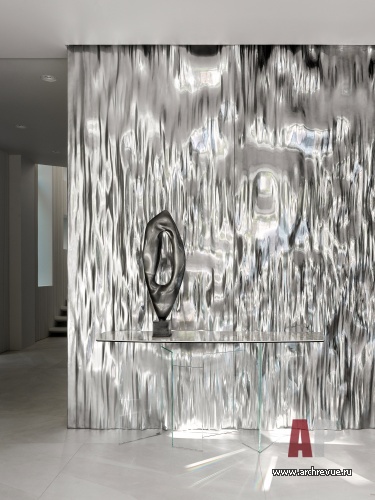 Фото интерьера входной зоны дома в стиле минимализм