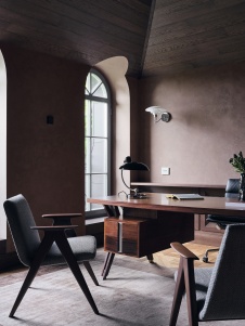 Фото интерьера кабинета квартиры в стиле шале 