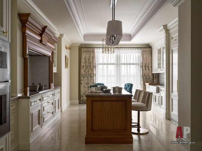 Фото интерьера кухни квартиры в стиле неоклассика