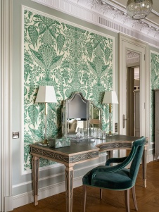 Фото интерьера спальни квартиры в стиле неоклассика