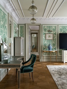 Фото интерьера спальни квартиры в стиле неоклассика