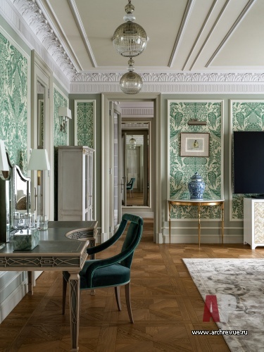 Фото интерьера спальни квартиры в стиле неоклассика