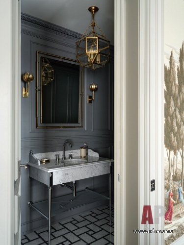 Фото интерьера санузла квартиры в стиле неоклассика