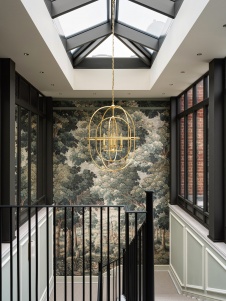 Фото лестницы квартиры в стиле неоклассика 