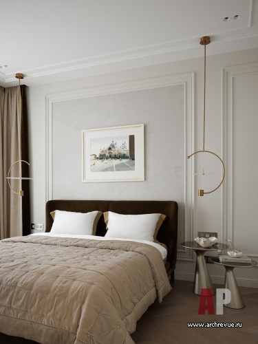 Фото интерьера спальни квартиры в стиле неоклассика