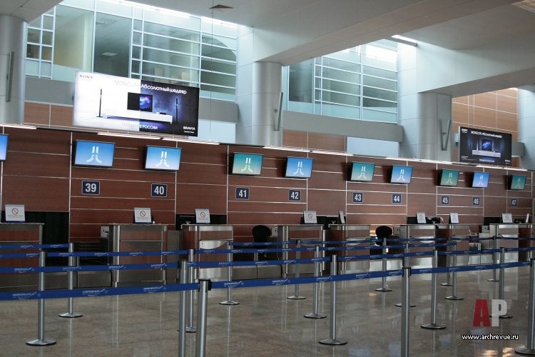 Фото интерьера международного аэропорта «Шереметьево-3» в современном стиле