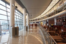 Фото интерьера аэропорта международного аэропорта «Шереметьево-3» в современном стиле