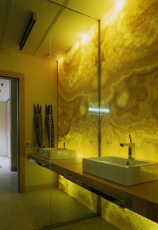 Фото интерьера санузла пентхауса в стиле минимализм