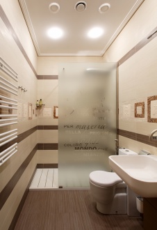 Фото интерьера санузла квартиры в стиле неоклассика