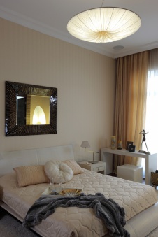 Фото интерьера спальни пентхауса в современном стиле