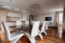 Фото интерьера столовой квартиры в стиле минимализм