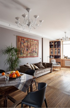 Фото интерьера зоны отдыха видовой квартиры в современном стиле