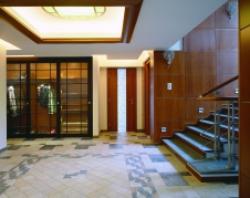 Фото интерьера входной зоны дома в стиле ар-деко