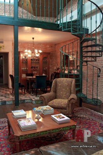 Фото интерьера переговорной офиса в стиле неоклассика