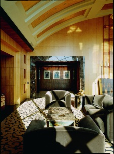 Фото интерьера зоны отдыха пентхауса в стиле ар-деко