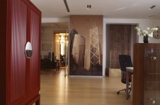 Фото интерьера ресепшен офиса в стиле фьюжн