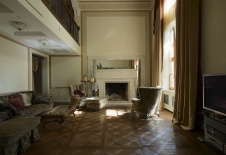 Фото интерьера гостиной дома в классическом стиле