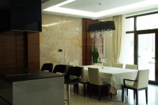 Фото интерьера столовой дома в современном стиле