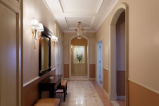 Фото интерьера холла квартиры в классическом стиле