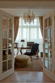 Фото интерьера кабинета квартиры в стиле фьюжн