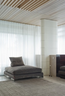 Фото интерьера гостиной дома в стиле минимализм