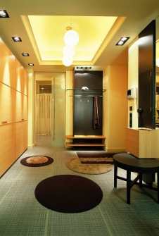 Фото интерьера входной зоны квартиры в современном стиле