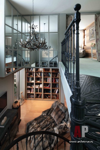 Фото интерьера библиотеки дома в стиле неоклассика