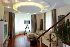 Фото интерьера гостиной дома в современном стиле