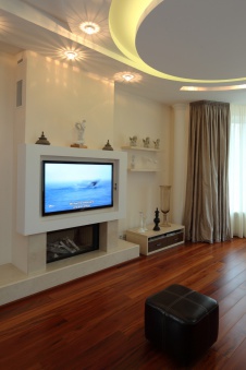 Фото интерьера каминной в современном стиле