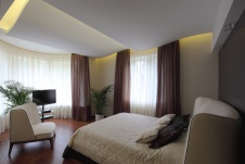 Фото интерьера спальни дома в современном стиле