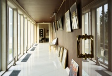 Фото интерьера коридора дома в неоклассическом стиле