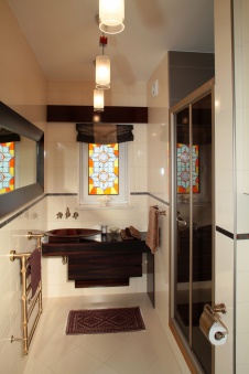 Фото интерьера санузла дома в стиле ар-деко