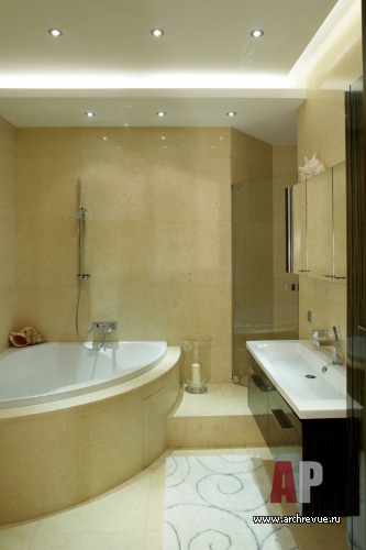 Фото интерьера санузла небольшой квартиры в современном стиле