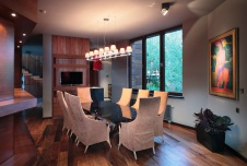 Фото интерьера столовой дома в эко стиле