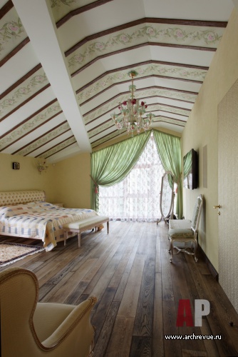 Фото интерьера спальни дома в английском стиле