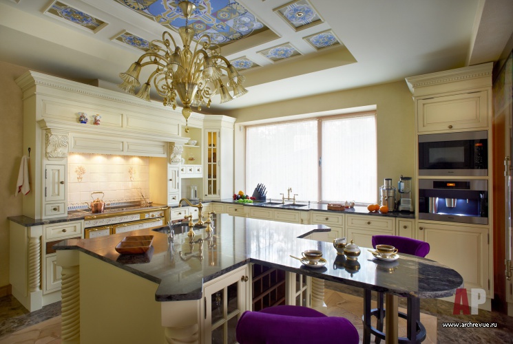 Фото интерьера входной зоны дома в английском стиле