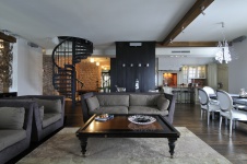 Фото интерьера гостиной лофта в стиле фьюжн