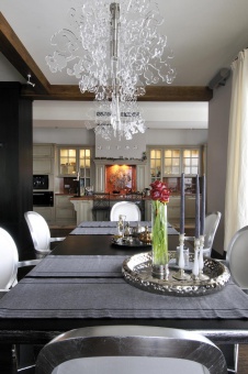 Фото интерьера столовой лофта в стиле фьюжн