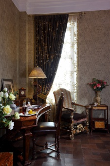 Фото интерьера кабинет особняка в дворцовом стиле
